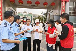 约克：滕哈赫有个好的开始，但坚持自己的哲学让他步履维艰